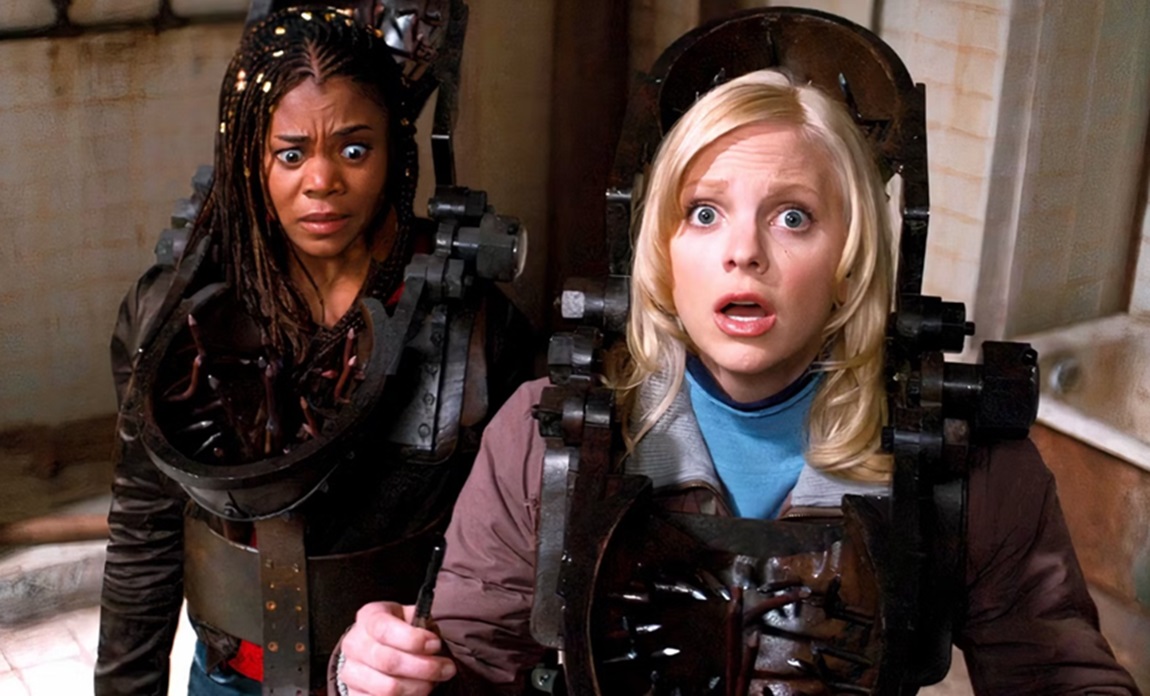 Anna Faris et Regina Hall dans Scary Movie 4